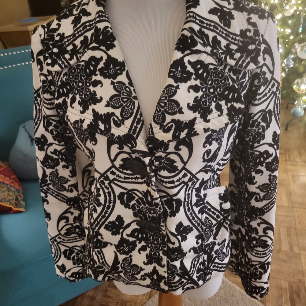 Yoana Baraschi Black and White Patterned Blazer